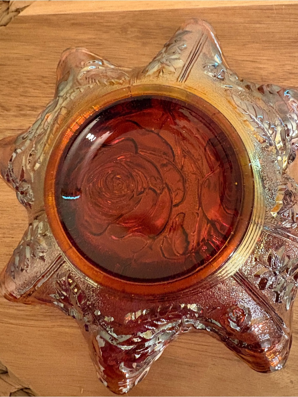 Imperial Glass Bowl Roses - Picture 4 of 6